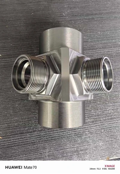 CNC Milling 5 Axis Machine